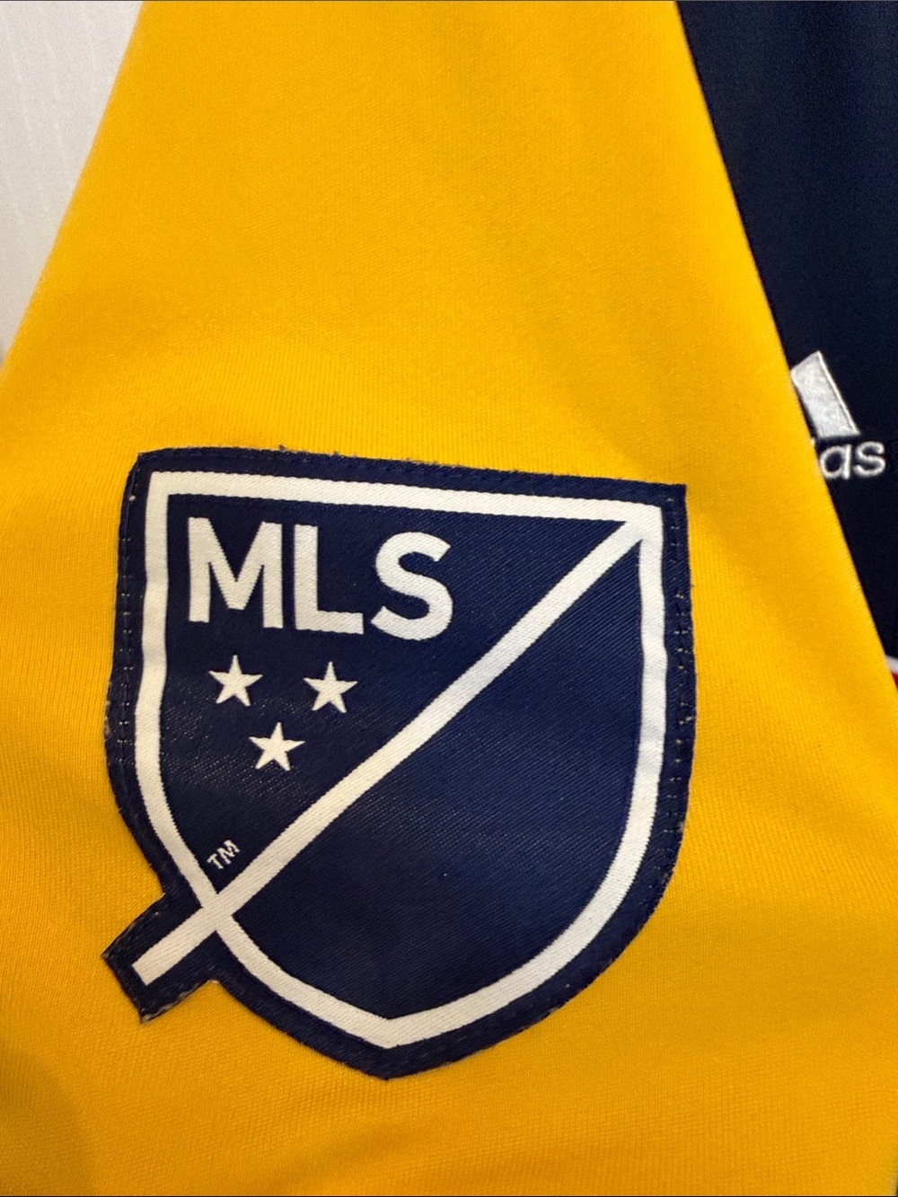 Adidas New York Red Bulls MLS Soccer Jersey (2015-2016 Away) - Picture 5 of 5